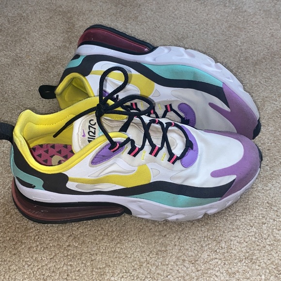 Nike Air Max 270 React Geometric Art Women’s - Picture 2 of 3